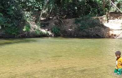 Imagem: O terreno possui 240m² de Área e está localizado em Morada