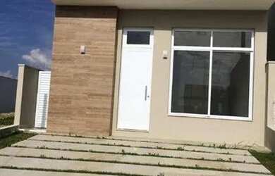 Imagem: A casa em condomínio possui 3 Dormitórios, 2 Banheiros, 2