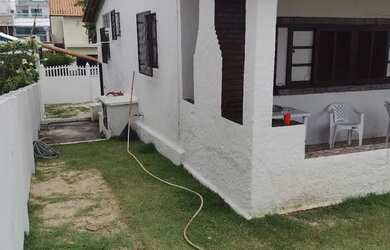 Imagem: A casa possui 2 Dormitórios, 1 Banheiro, 3 Vagas na garagem