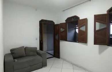 Imagem: A casa para alugar possui 3 Dormitórios, 2 Banheiros e 2 Vagas