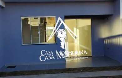 Imagem: A casa possui 2 Dormitórios, 1 Banheiro, 2 Vagas na garagem