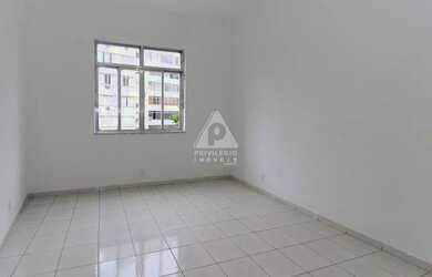 Imagem: A kitnet possui 1 Banheiro, 25m² de Área e está localizado