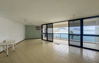 Imagem 4: Apartamento Frente mar com varanda e lazer na Praia das Astúrias, Guarujá