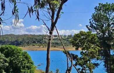 Imagem: A fazenda possui 2.100m² de Área e está localizado em Cascalho