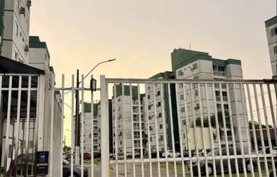 Imagem: A casa possui 2 Dormitórios e está localizado em Quarenta