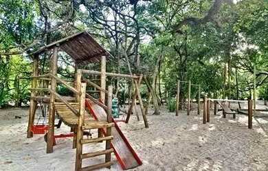 Imagem 7: Praia do Forte-BA, vilage com 80m2, 2 suítes, mobiliado, a 600 m da vila