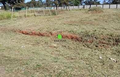 Imagem: O terreno possui 1.064m² de Área e está localizado em Gran