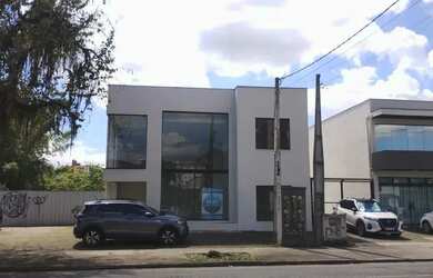 Imagem: O depósito possui 120m² de Área e está localizado em América