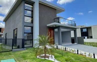 Imagem: A casa em condomínio possui 3 Dormitórios, 4 Banheiros, 4