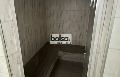 Imagem 6: Casa Espaçosa com 3 Dormitórios (2 Suítes), 305m² Construídos e Terreno de 508m² Conforto