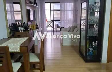 Imagem: O studio possui 1 Dormitório, 1 Banheiro, 1 Vaga na garagem