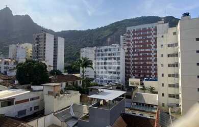 Imagem: O apartamento possui 2 Dormitórios, 2 Banheiros, 70m² de Área