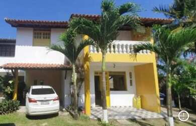 Imagem: A casa em condomínio possui 3 Dormitórios, 2 Banheiros, 1