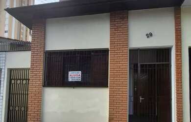 Imagem: A casa possui 1 Dormitório, 2 Banheiros, 90m² de Área e