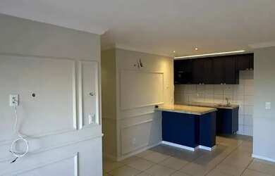 Imagem: O apartamento possui 2 Dormitórios, 2 Banheiros, 2 Vagas na