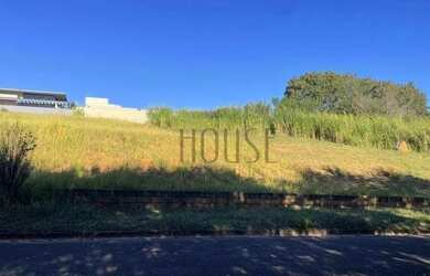 Imagem: O terreno à venda possui 1000m² de Área e está localizado