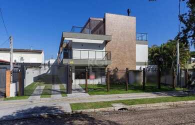 Imagem: A casa em condomínio possui 3 Dormitórios, 5 Banheiros, 3