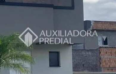 Imagem: A casa possui 3 Dormitórios, 1 Banheiro, 94m² de Área e