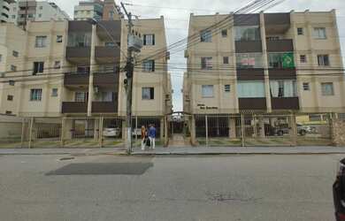 Imagem: Excelente apartamento semi mobiliado composto por 02 dormitórios