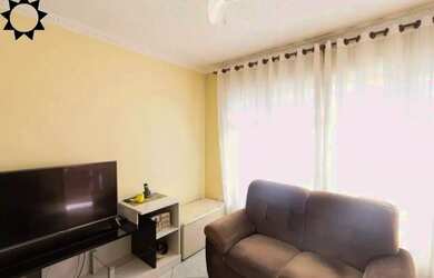 Imagem: A casa possui 2 Dormitórios, 1 Banheiro, 1 Vaga na garagem