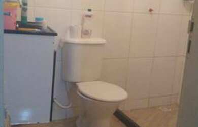 Imagem: A casa possui 2 Dormitórios, 2 Banheiros e está localizado