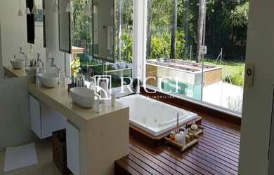 Imagem 13: CASAGUARUJÁ. Piscina, Churrasqueira, Ar-condicionadoeLareira