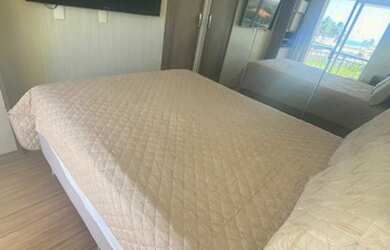 Imagem 1: 2/4 com vista Mar liga 9 8 7 4 8 3 1 0 8 3 beach village