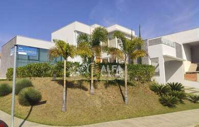 Imagem: A casa em condomínio possui 3 Dormitórios, 2 Banheiros, 2