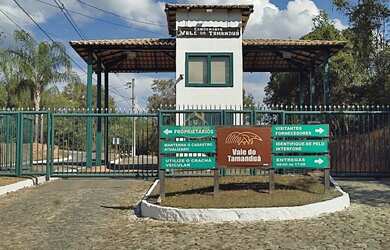 Imagem: O terreno possui 1.000m² de Área e está localizado em Vale