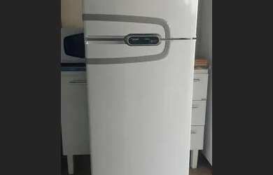 Imagem 3: Geladeira frosfree cônsul