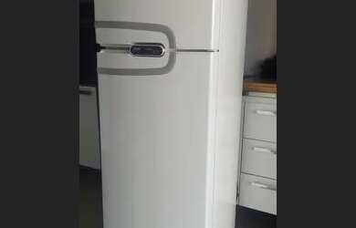 Imagem: A casa possui 2 Dormitórios, 1 Banheiro e está localizado