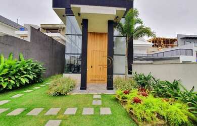 Imagem: A casa em condomínio possui 3 Dormitórios, 4 Banheiros, 2