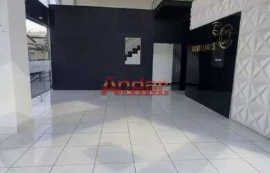 Imagem: O depósito possui 127m² de Área e está localizado em Fonte