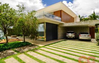 Imagem: A casa em condomínio possui 3 Dormitórios, 5 Banheiros, 5