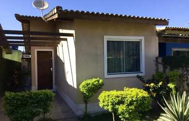 Imagem: A casa possui 2 Dormitórios, 1 Banheiro, 1 Vaga na garagem