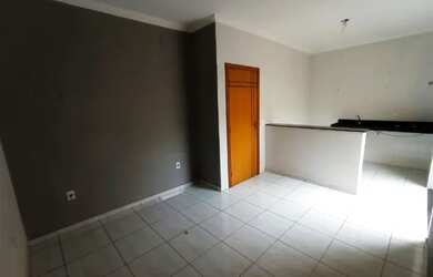Imagem: A casa em condomínio possui 2 Dormitórios, 1 Banheiro, 1 Vaga