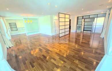 Imagem: O apartamento possui 3 Dormitórios, 3 Banheiros, 4 Vagas na