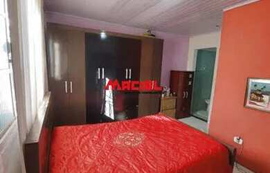 Imagem: A casa à venda possui 2 Dormitórios, 2 Banheiros, 2 Vagas