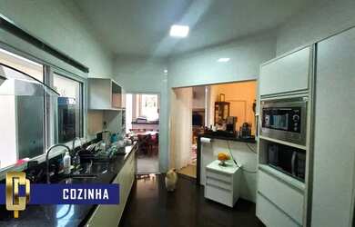 Imagem 7: Casa de condomínio para aluguel tem 250 metros quadrados com 3 quartos