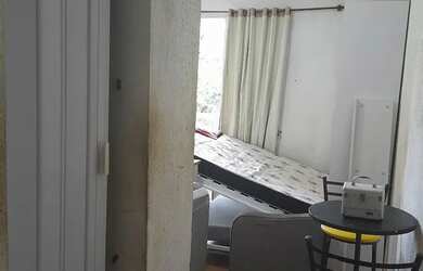 Imagem: A kitnet possui 1 Dormitório, 1 Banheiro e 1 Vaga na garagem