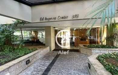 Imagem: O depósito possui 2 Vagas na garagem, 53m² de Área e está