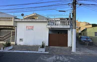 Imagem: A casa para alugar possui 1 Dormitório, 2 Banheiros e 52m²