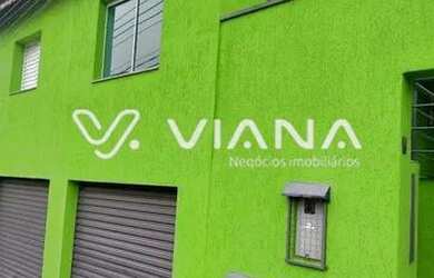 Imagem: A casa possui 2 Dormitórios, 1 Banheiro, 2 Vagas na garagem