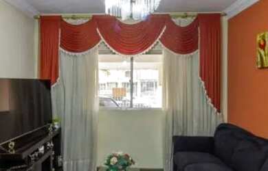 Imagem: A casa possui 2 Dormitórios, 1 Banheiro, 1 Vaga na garagem