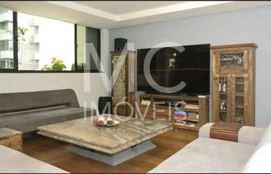 Imagem 8: Apartamento com 240.0 m², à venda no bairro Água Verde