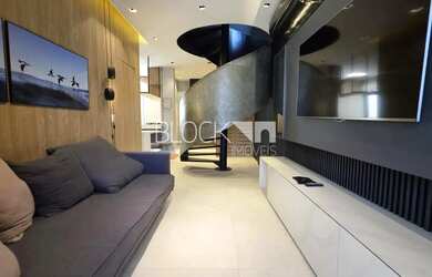 Imagem: O apartamento possui 3 Dormitórios, 2 Banheiros, 2 Vagas na