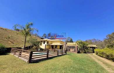 Imagem: A fazenda possui 1.000m² de Área e está localizado em Entre