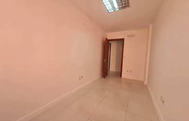 Imagem 12: Sala com recepção e 3 ambientes