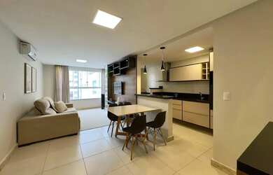 Imagem: O apartamento possui 2 Dormitórios, 2 Banheiros, 1 Vaga na