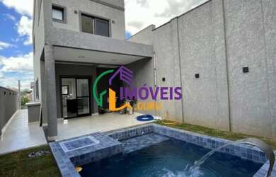 Imagem: A casa em condomínio possui 3 Dormitórios, 3 Banheiros, 2